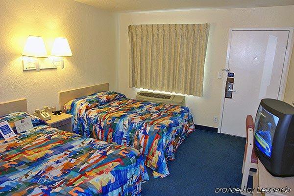 Motel 6-Camp Springs, Dc - South キャンプ・スプリングス エクステリア 写真